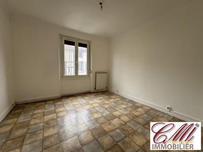 Appartement - 80 m² - 3 pièces