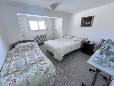 Maison traditionnelle - 229 m² - 10 pièces