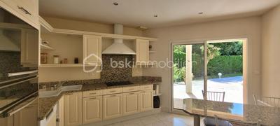 Villa - 185 m² - 7 pièces