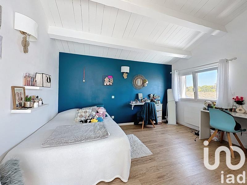 Maison - 185 m² - 8 pièces