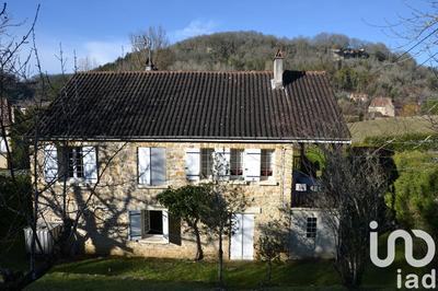 Maison - 135 m² - 8 pièces