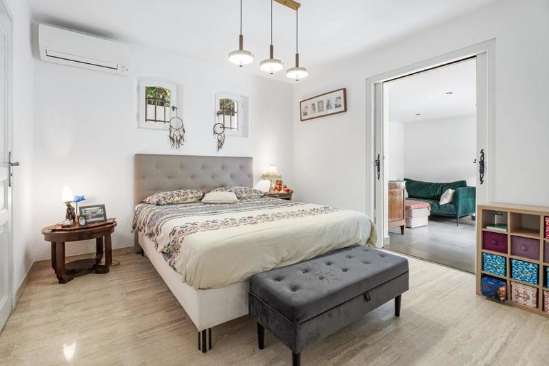 Maison d'architecte - 176 m² - 6 pièces