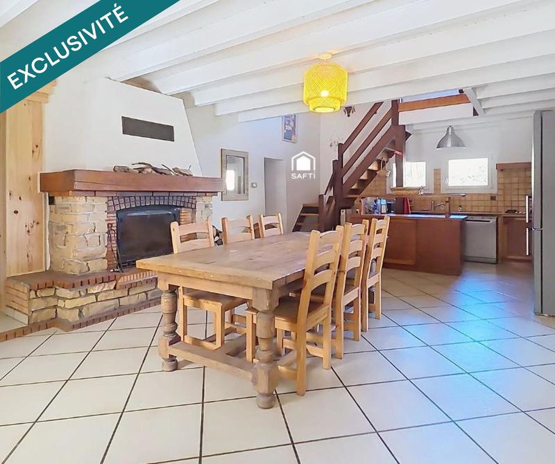 Maison - 235 m² - 7 pièces