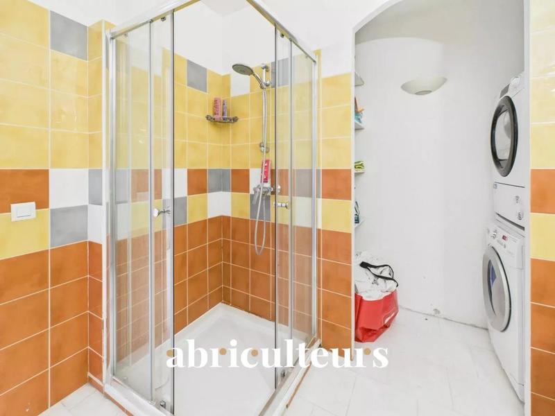 Appartement - 143 m² - 6 pièces