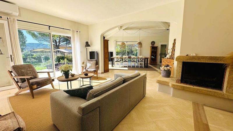 Villa - 250 m² - 10 pièces