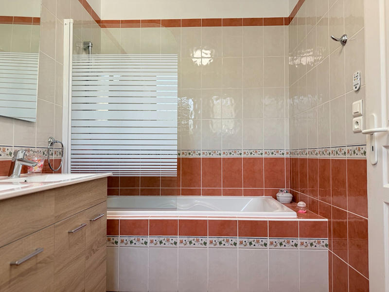 Maison - 160 m² - 7 pièces