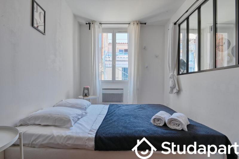 Chambre - 9 m² - 1 pièce