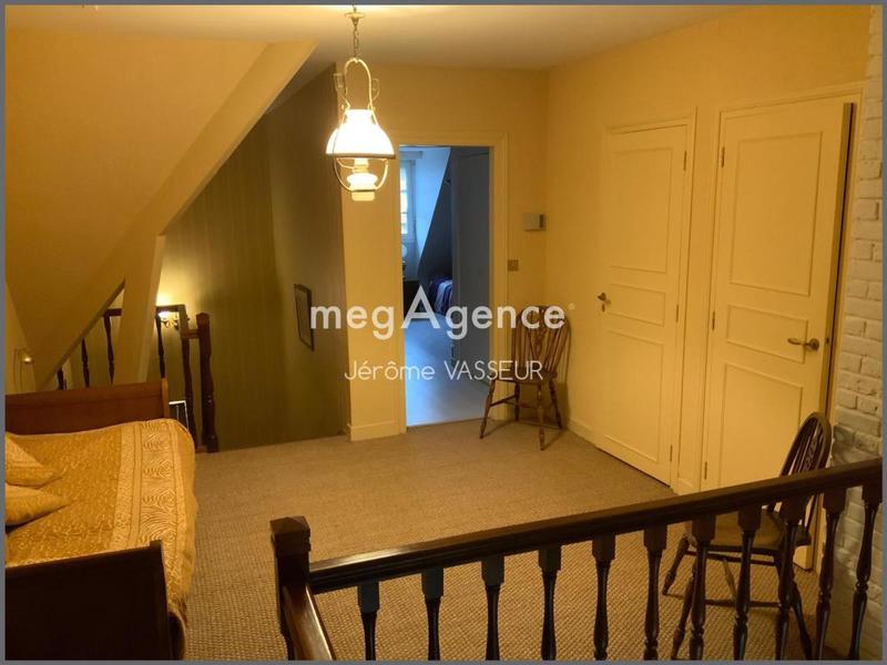 Maison - 224 m² - 7 pièces