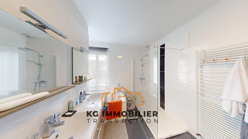 Maison - 172 m² - 6 pièces