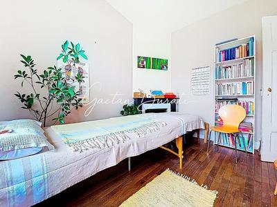 Maison - 85 m² - 5 pièces