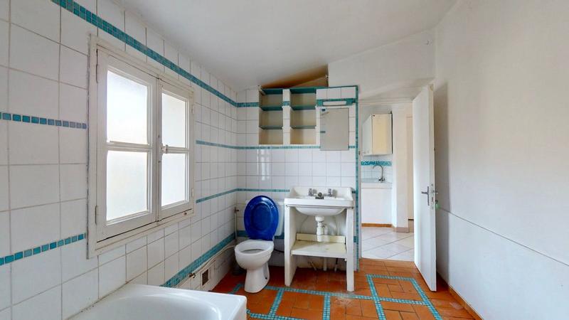 Maison - 160 m² - 8 pièces