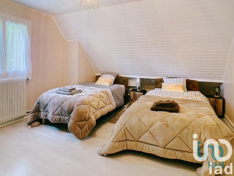 Maison - 325 m² - 14 pièces