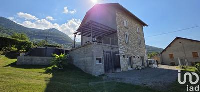 Maison de village - 164 m² - 6 pièces