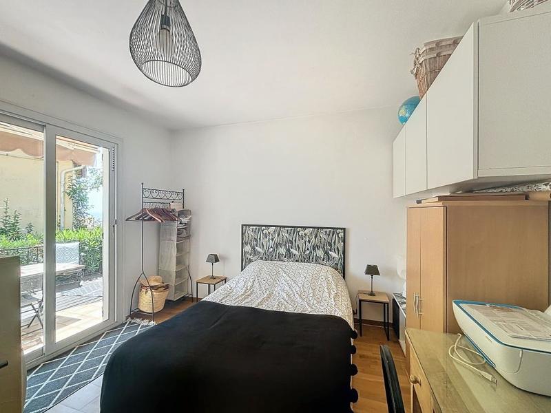 Appartement - 90 m² - 4 pièces