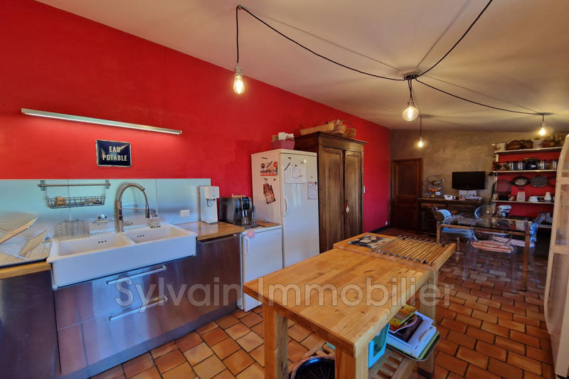 Maison - 169 m² - 8 pièces