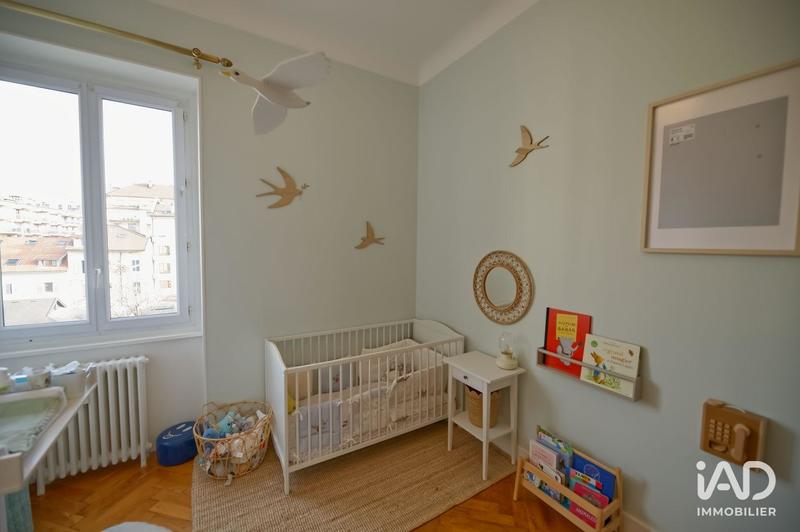 Appartement - 183 m² - 5 pièces