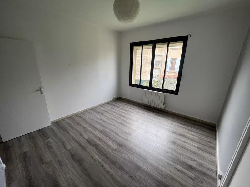 Immeuble - 270 m² - 12 pièces