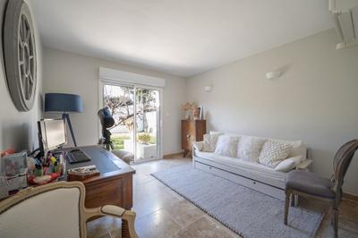 Maison - 177 m² - 8 pièces