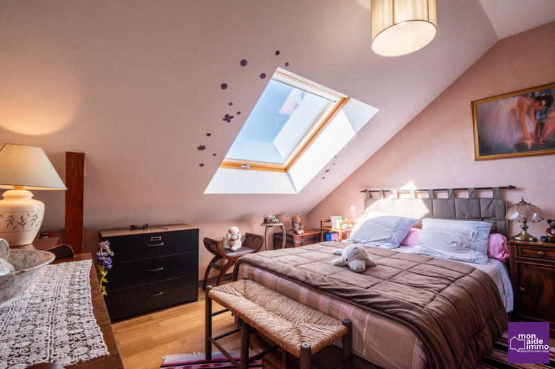 Appartement - 83 m² - 4 pièces