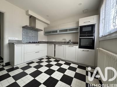 Maison de ville - 130 m² - 5 pièces