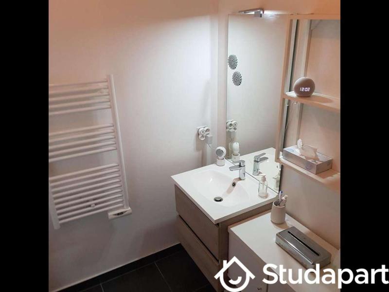 Chambre - 14 m² - 1 pièce