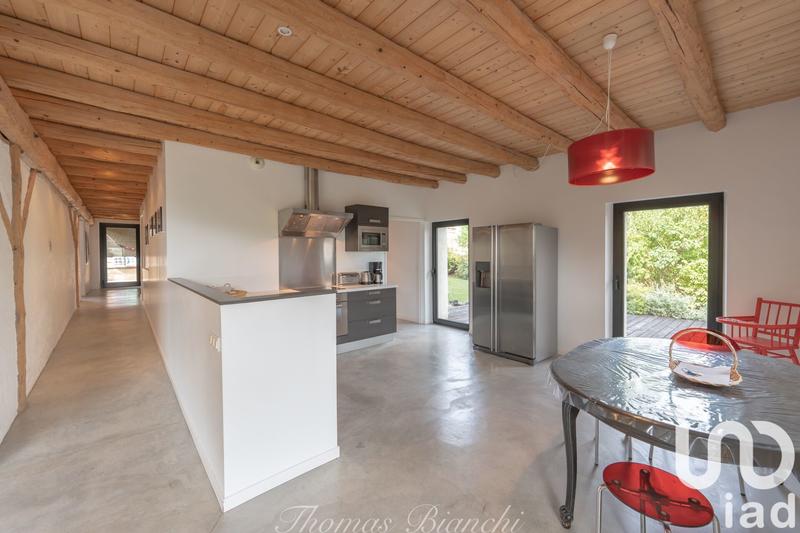 Maison - 230 m² - 6 pièces