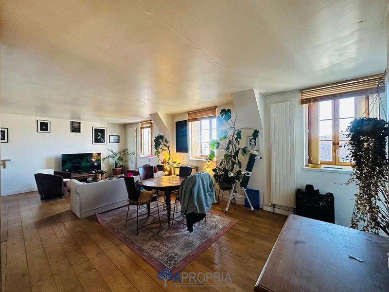 Appartement - 60 m² - 2 pièces