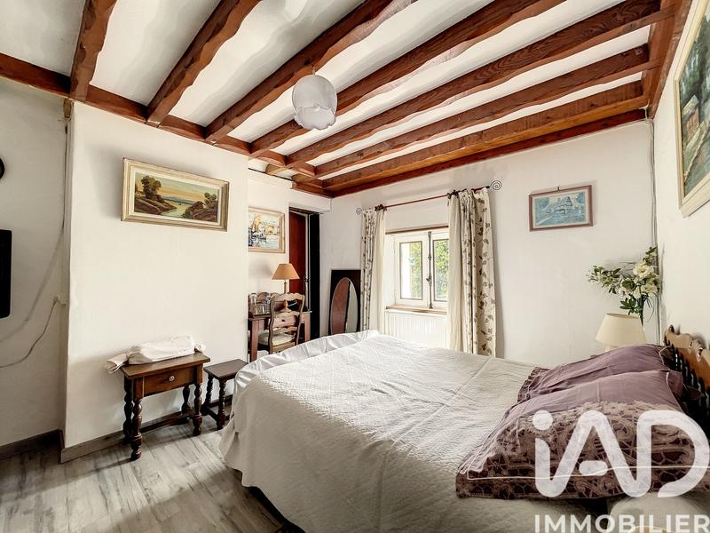 Maison - 290 m² - 9 pièces