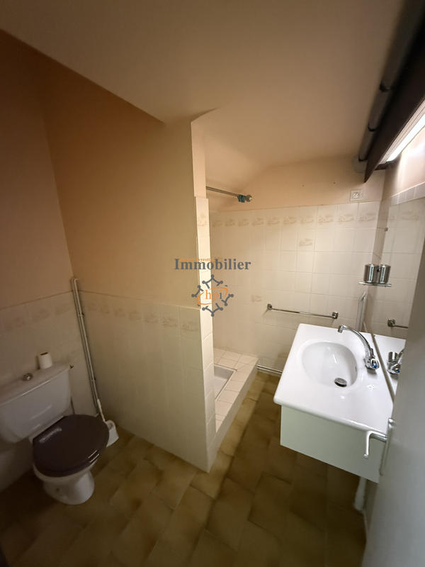 Maison - 185 m² - 7 pièces