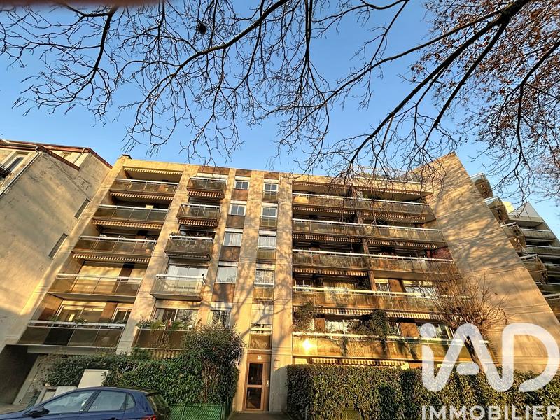 Appartement - 90 m² - 4 pièces