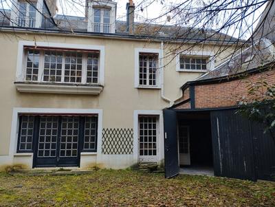 Hôtel particulier - 420 m² - 14 pièces