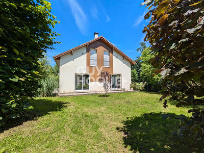 Maison - 123 m² - 5 pièces