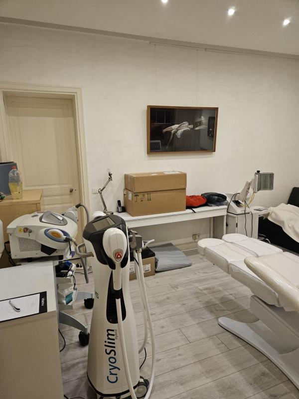 Appartement - 270 m² - 12 pièces