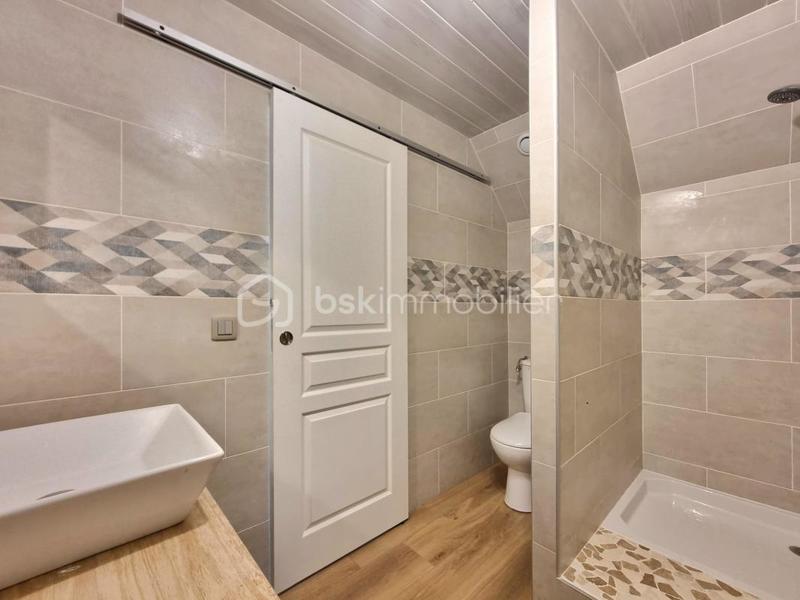 Maison traditionnelle - 98 m² - 4 pièces