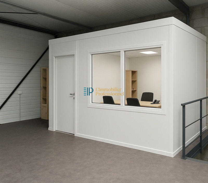 Local d'activités - 163 m²