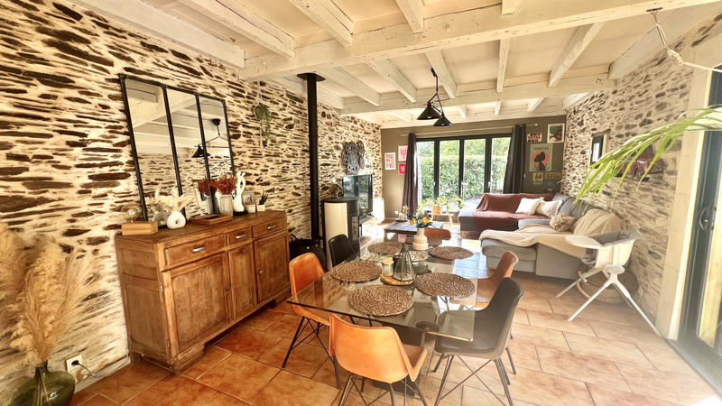 Maison - 92 m² - 4 pièces