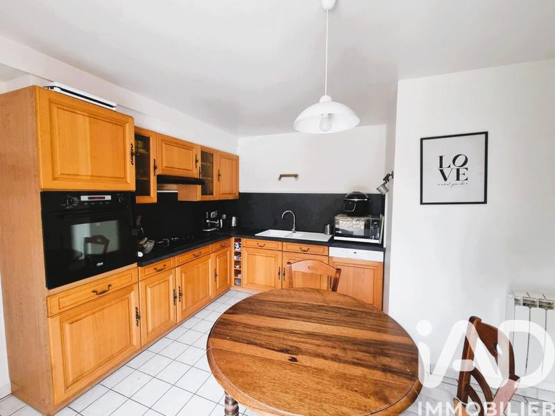 Maison - 140 m² - 6 pièces