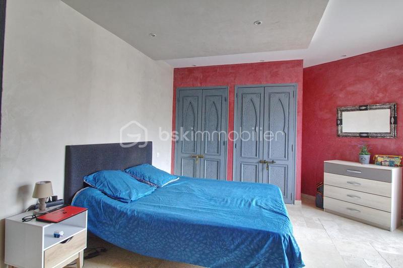 Villa - 170 m² - 6 pièces