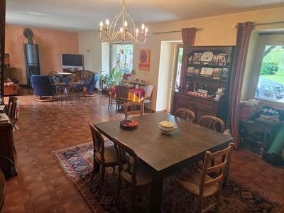 Corps de ferme - 139 m² - 4 pièces