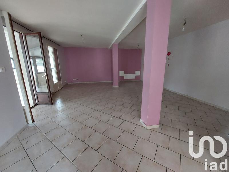 Appartement - 600 m² - 5 pièces