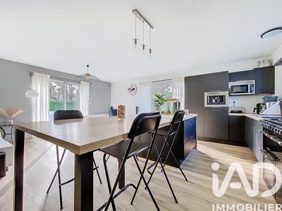 Maison - 107 m² - 5 pièces