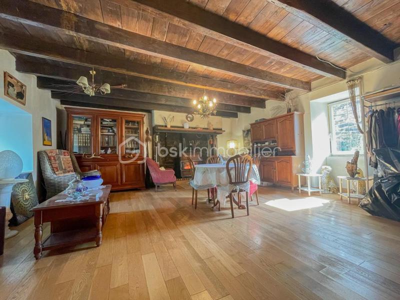 Maison en pierre - 133 m² - 5 pièces