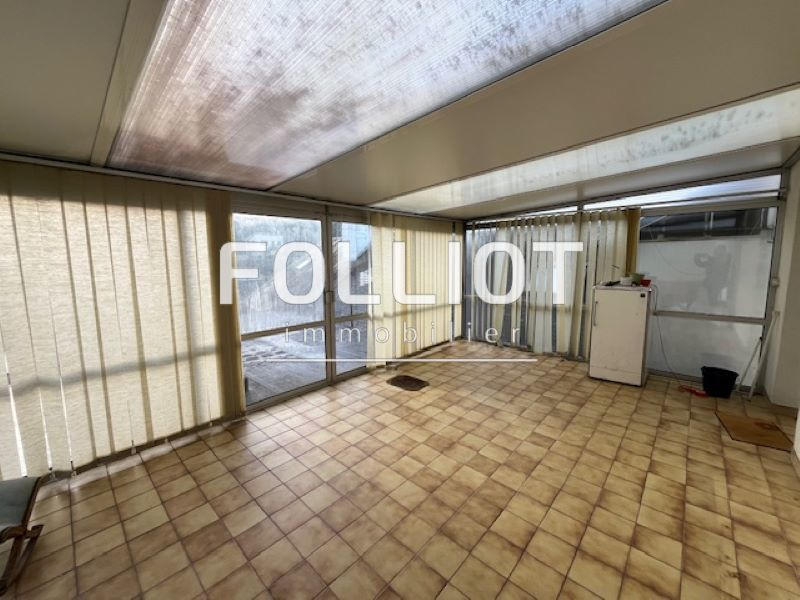 Maison - 225 m² - 6 pièces