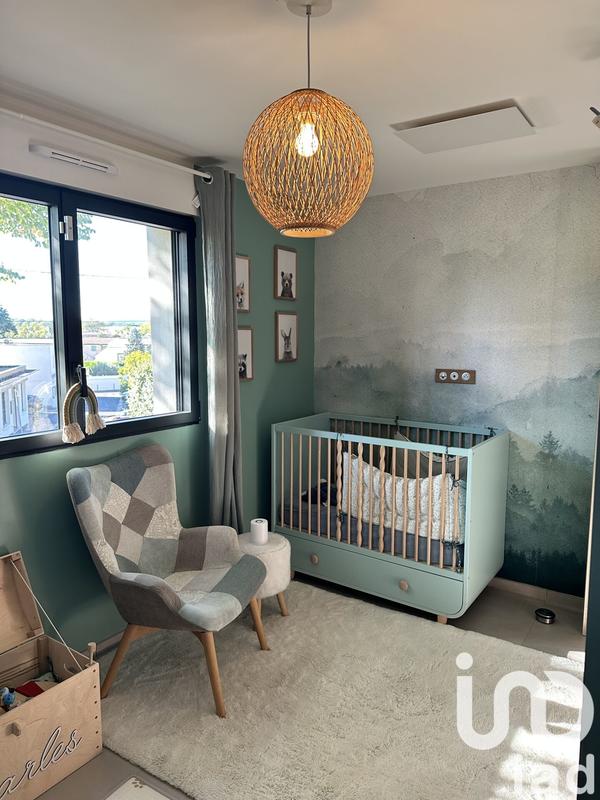 Maison - 236 m² - 8 pièces