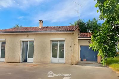 Maison - 90 m² - 4 pièces