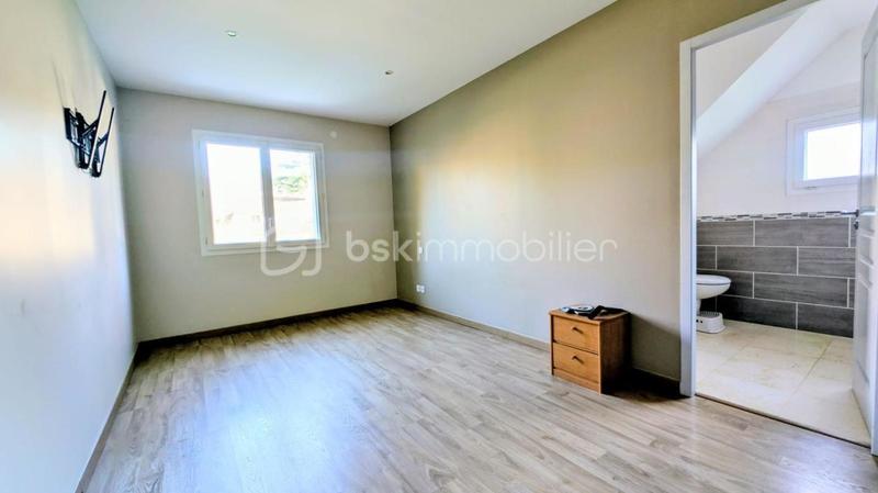 Pavillon - 100 m² - 4 pièces