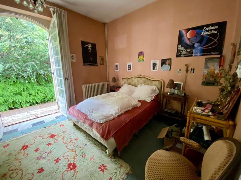 Propriété - 245 m² - 6 pièces