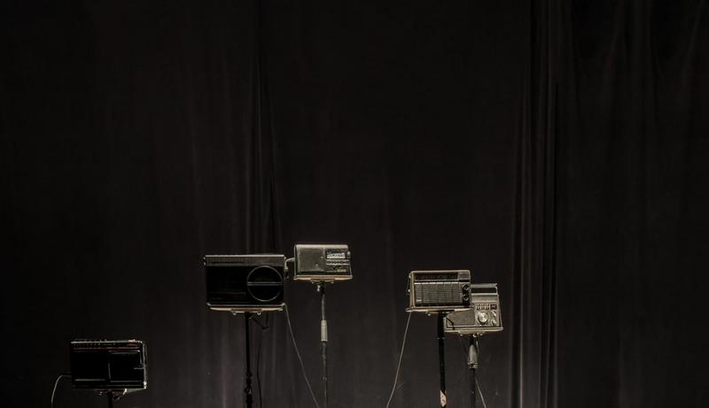 Théâtre - les Harmoniques du Néon - ce qui nous reste