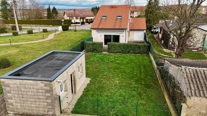 Maison - 140 m² - 6 pièces
