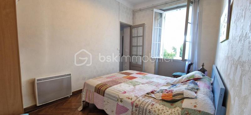 Appartement - 80 m² - 3 pièces